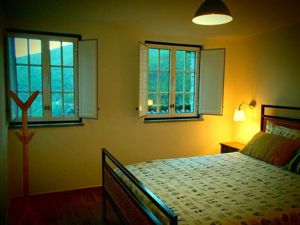 Casa Da Quelha Guest House Chas de Egua Eksteriør bilde