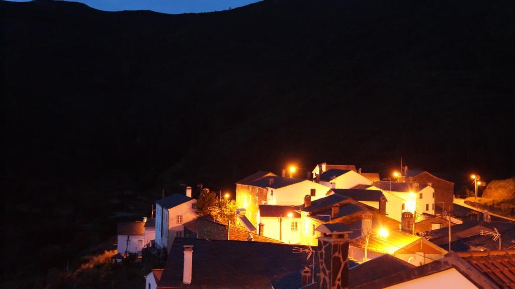 Casa Da Quelha Guest House Chas de Egua Eksteriør bilde